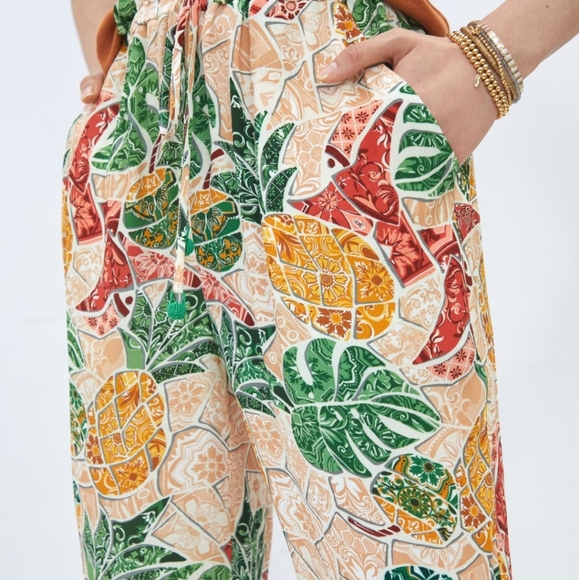 Anthropologie Farm Rio Mosaic Tapered Pants - Picture 3 of 8